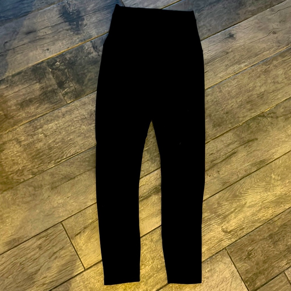 Lululemon Pure Practice 4 black